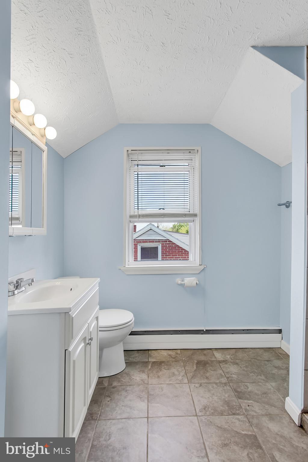 359 Upperlanding Road Essex, MD 21221 - Photo 20 of 28