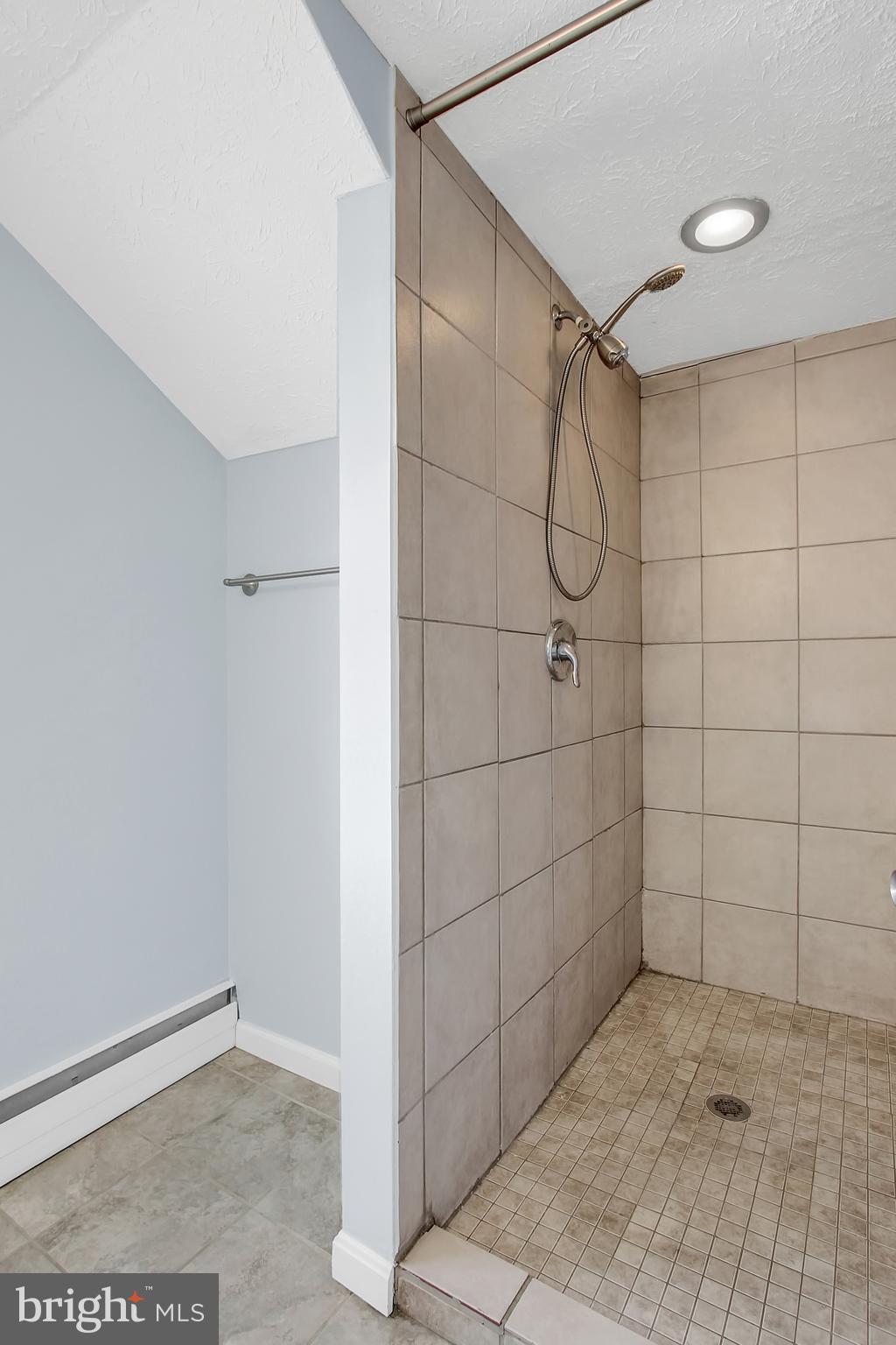 359 Upperlanding Road Essex, MD 21221 - Photo 22 of 28