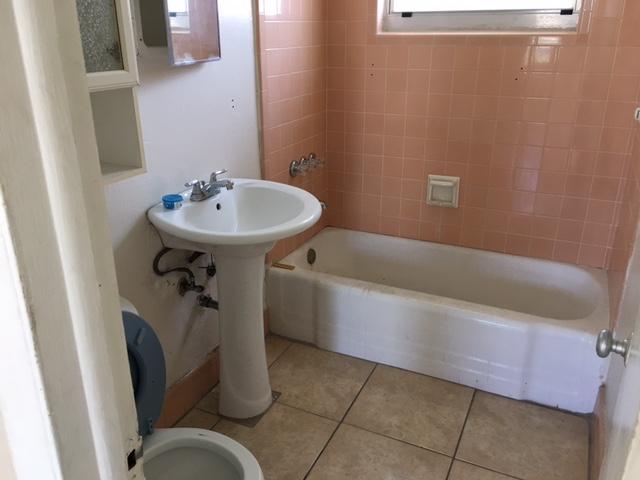 995 West 36th Street Riviera Beach, FL 33404 - Photo 10 of 12 IMG_1036