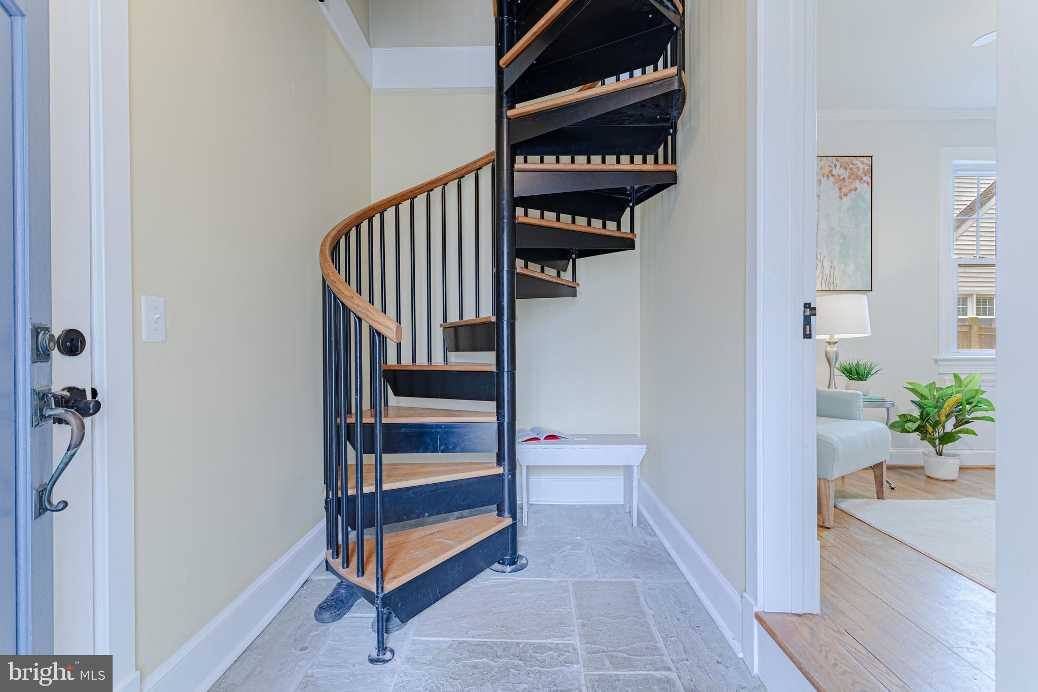 6908 Elm Street McLean, VA 22101 - Photo 13 of 32