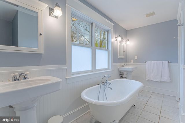 $1,400,000 | 6908 Elm Street, McLean, VA 22101