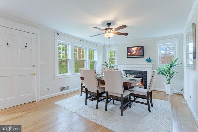 $1,400,000 | 6908 Elm Street, McLean, VA 22101