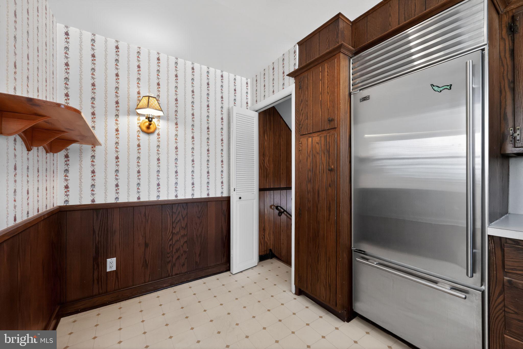 205 Willard Road Hatboro, PA 19040 - Photo 15 of 30 a view of walk in closet
