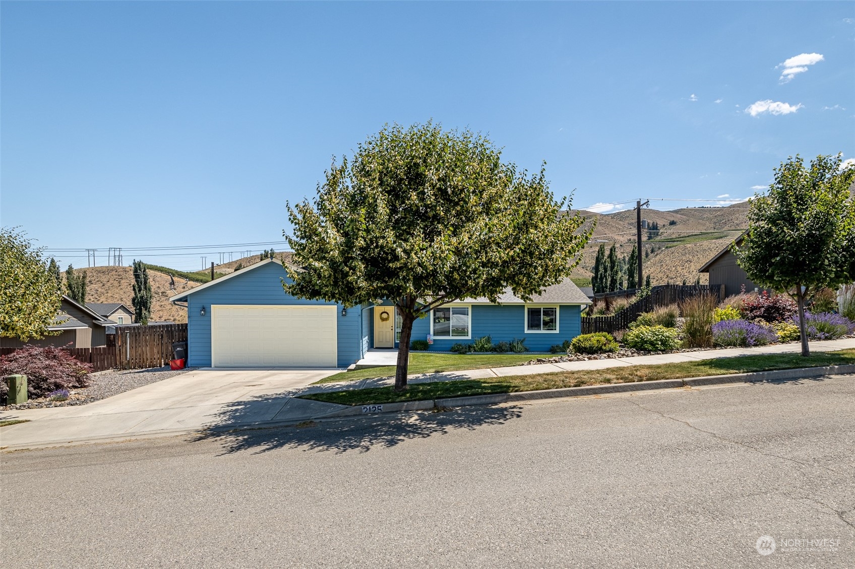 2125 Citation Loop Wenatchee, WA 98801 - Photo 4 of 28 Gallery Image 4