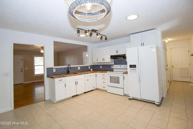 $280,000 | 185 North Peach Street, Pinebluff, NC 28373