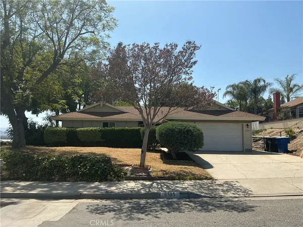$3,800 | 6585 Shannon Road, Riverside, CA 92504