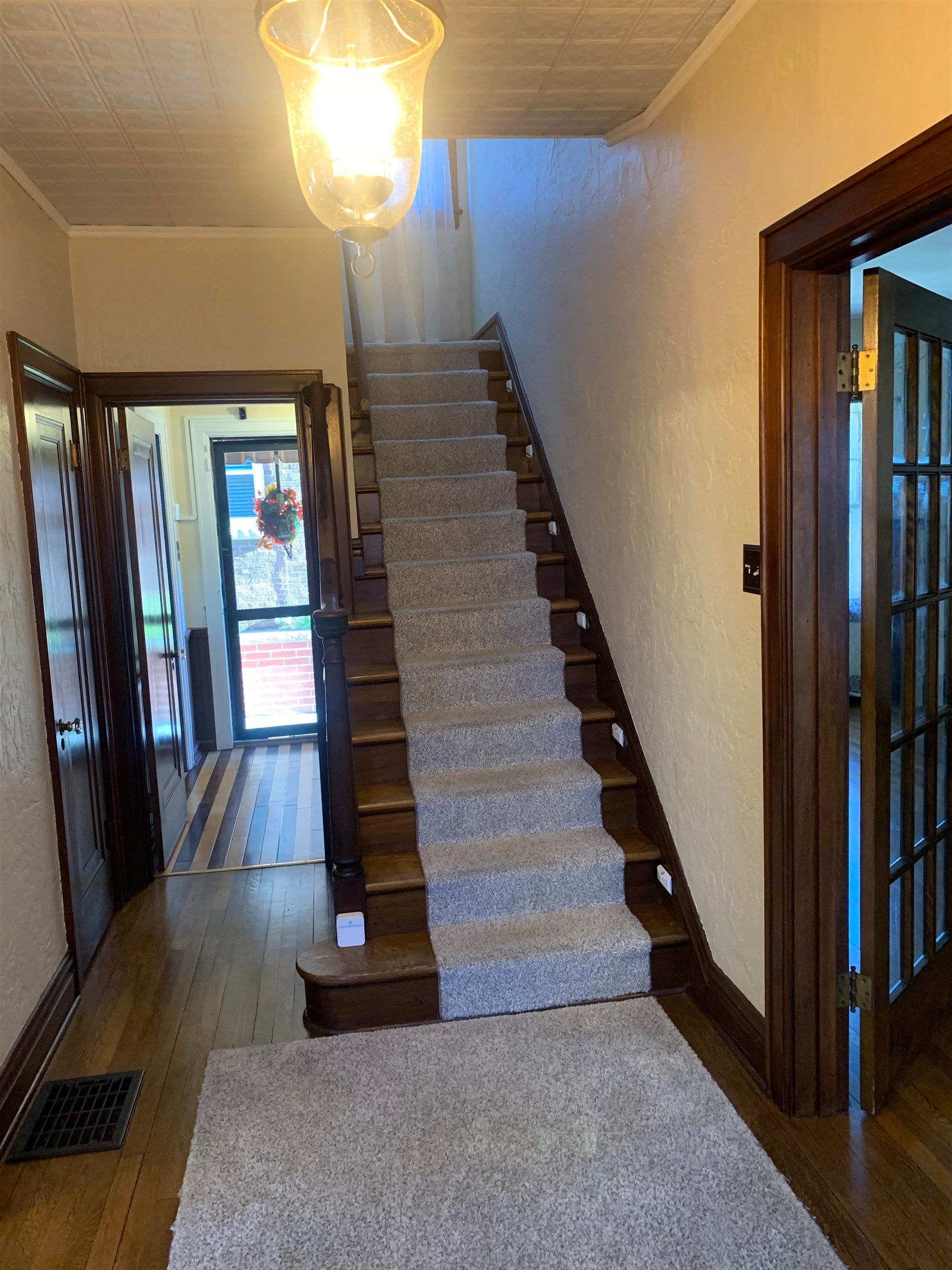2925 Staunton Road Huntington, WV 25702 - Photo 3 of 20 Gallery Image 3