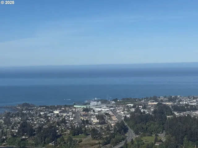 $475,000 | Dale Court, Unit 2, Brookings, OR 97415