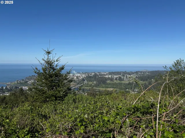 $475,000 | Dale Court, Unit 2, Brookings, OR 97415