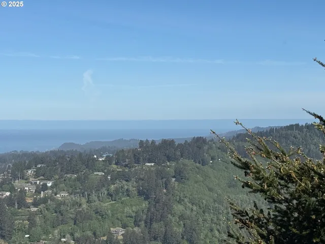 $475,000 | Dale Court, Unit 2, Brookings, OR 97415