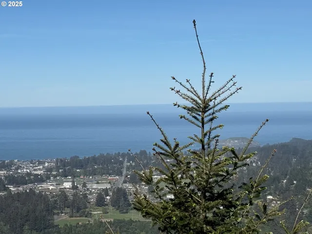 $475,000 | Dale Court, Unit 2, Brookings, OR 97415