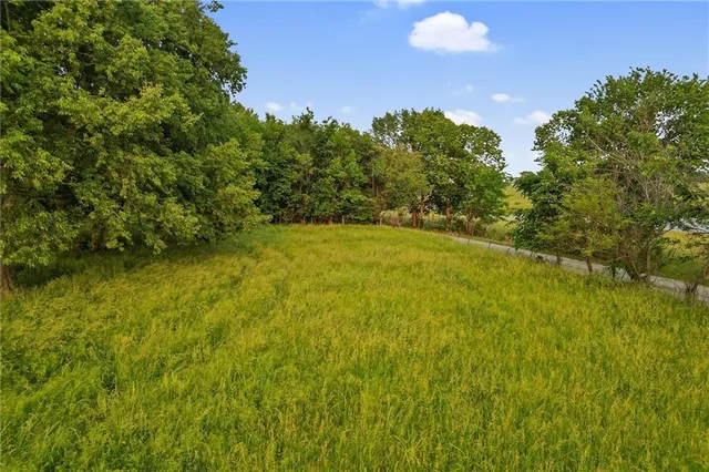 $325,000 | 15208 Northeast 124 Street, Kearney, MO 64060