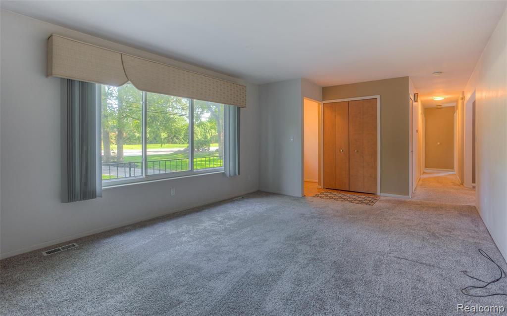 35115 West 13 Mile Road Farmington Hills, MI 48331 - Photo 20 of 50