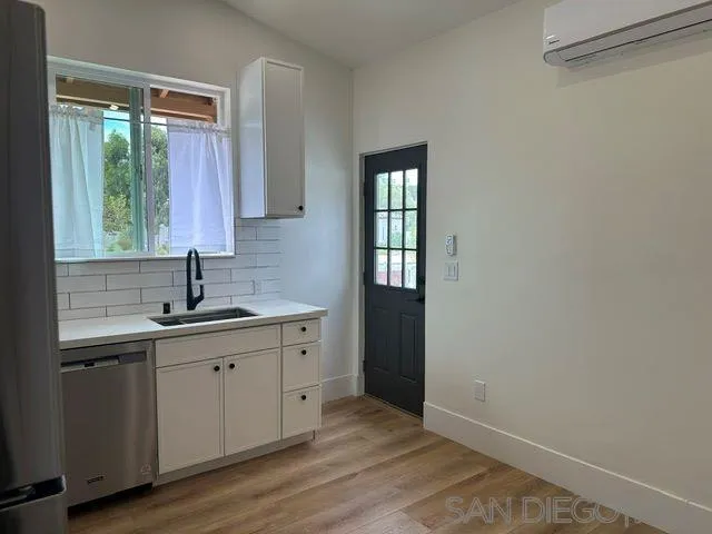 15859 Riparian Road Poway, CA 92064 - Photo 3 of 26 Kitchen