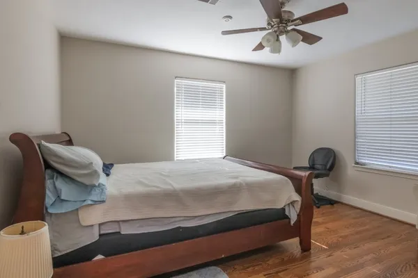 $2,600 | 11010 Cedarhurst Drive, Houston, TX 77096