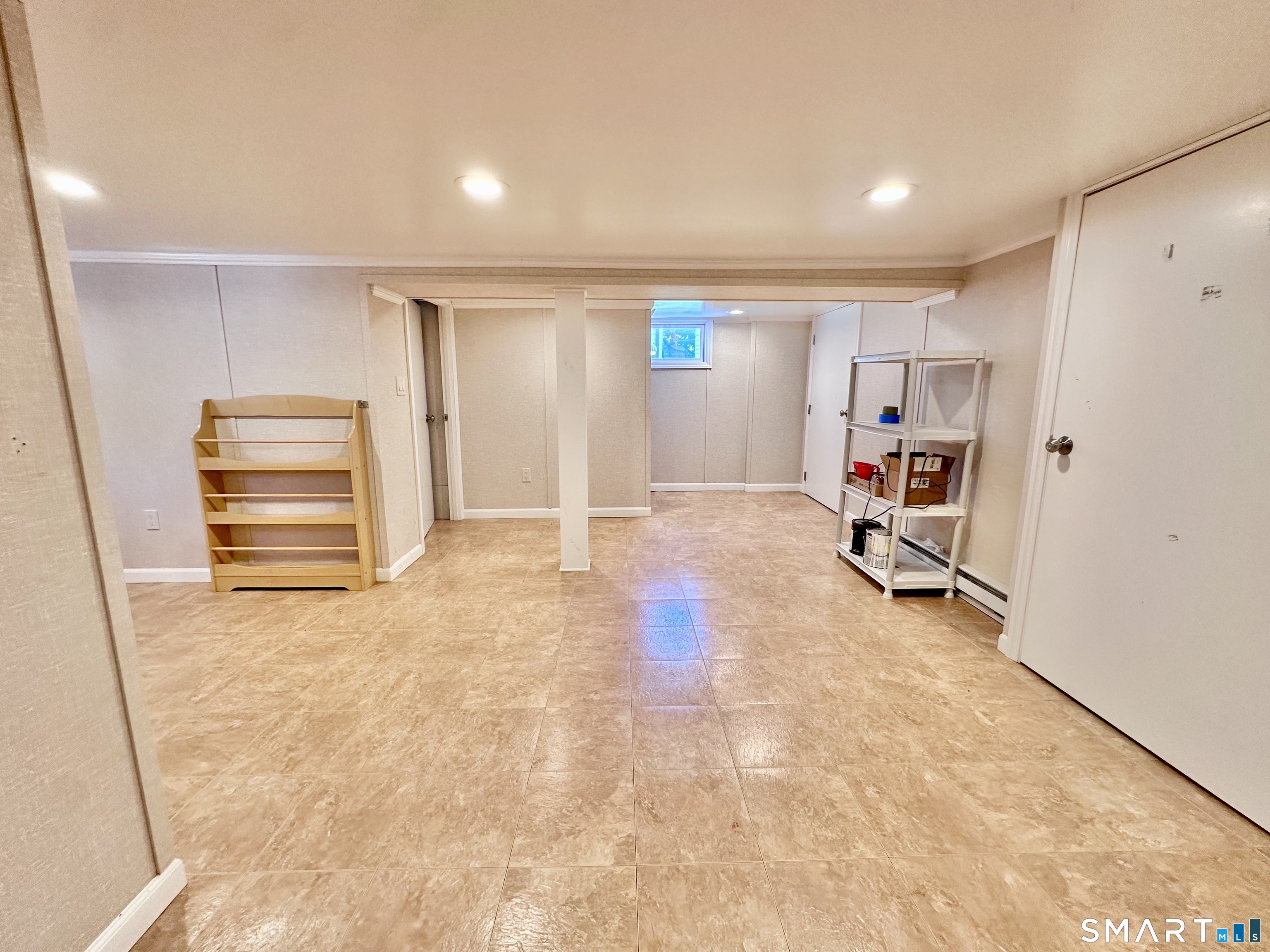 416 Lighthouse Road New Haven, CT 06512 - Photo 18 of 24