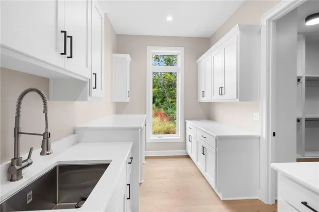 $1,424,950 | 11938 North Keeler Street, Olathe, KS 66061