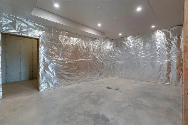 $1,424,950 | 11938 North Keeler Street, Olathe, KS 66061