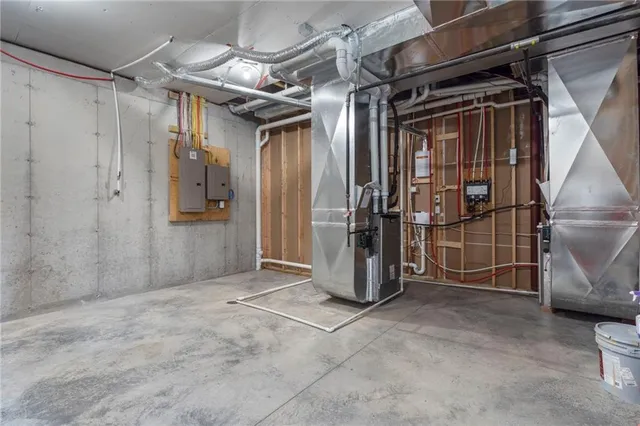 $1,424,950 | 11938 North Keeler Street, Olathe, KS 66061