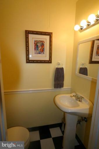 8231 Tory Road, Unit 155 Springfield, VA 22152 - Photo 8 of 22 Updated powder room w/pedestal sink