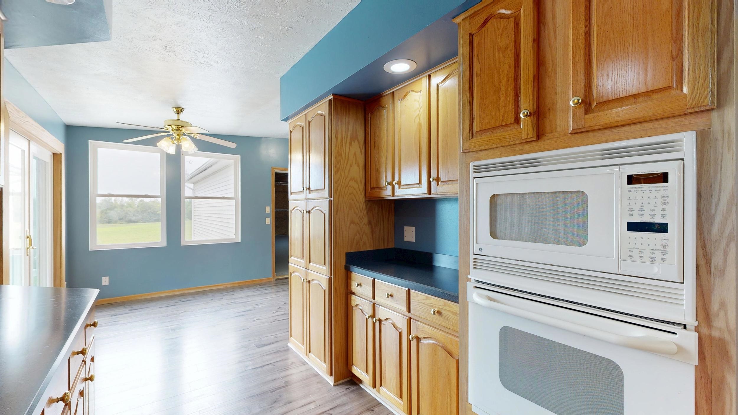 1190 Arthur Road Remus, MI 49340 - Photo 18 of 76 1949366-56a64838-53f2-485d-98dc-58ef989f03c9.JPG