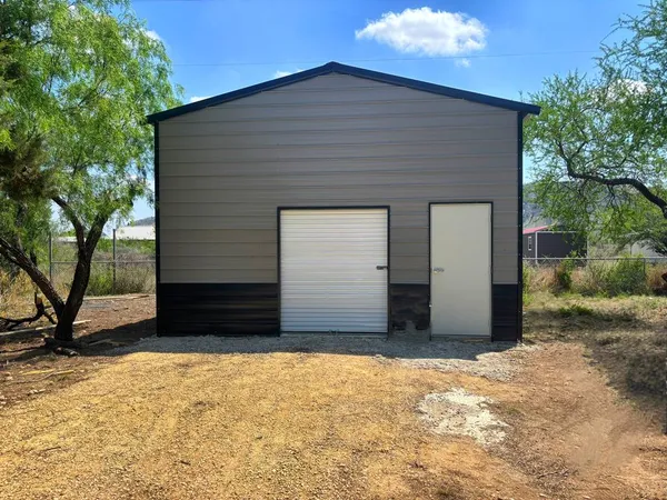 $135,000 | 207 Pr 2605 Uvalde Tx 78801, Uvalde, TX 78801