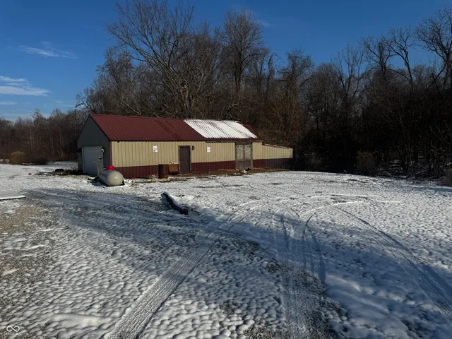 $289,900 | 7605 Oak Street, Poland, IN 47868