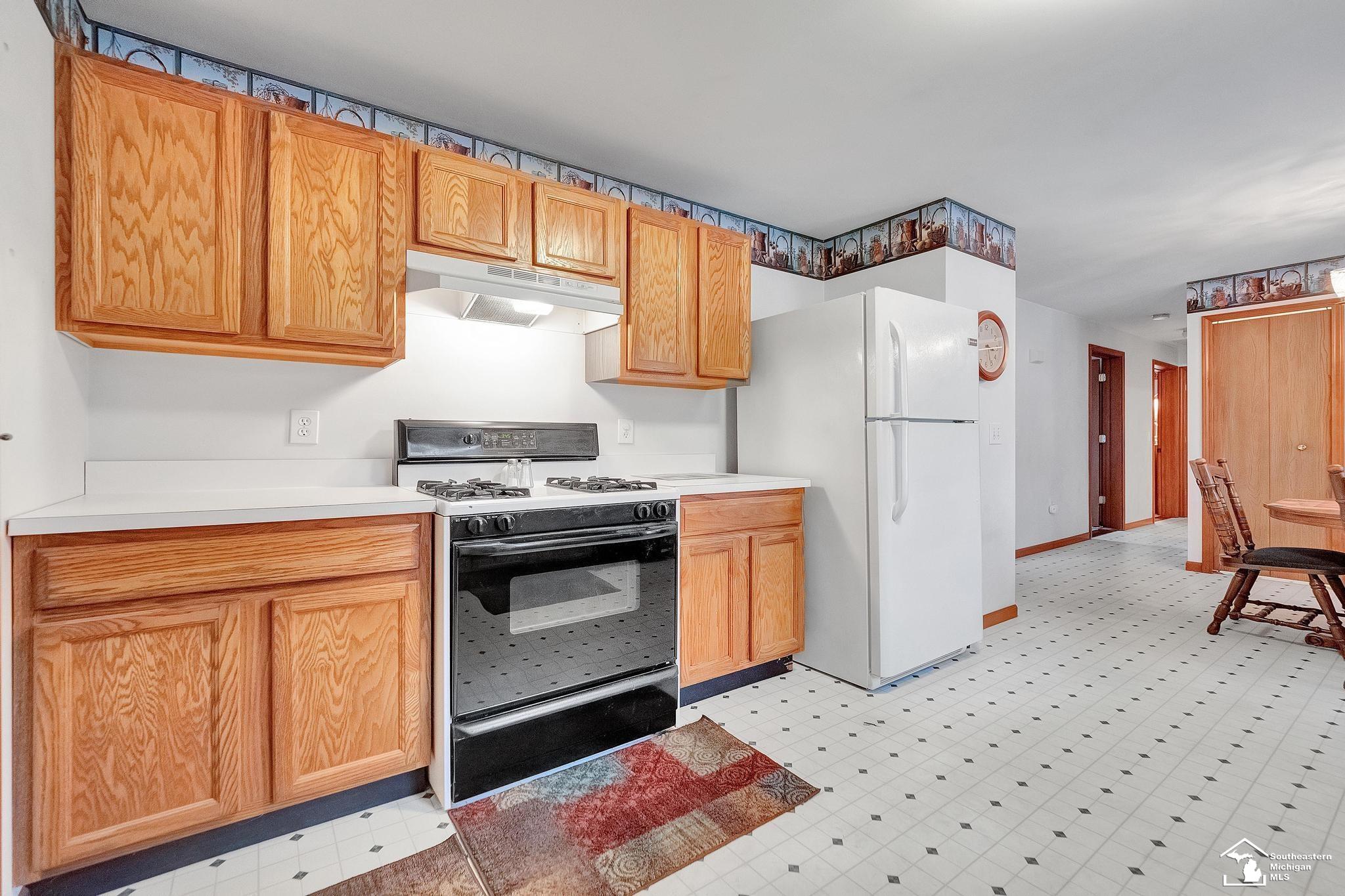 1898 Spaulding Road Monroe, MI 48162 - Photo 10 of 31 50144060-c9b137bb-bbc8-43c1-933a-fef1c1433571.JPG