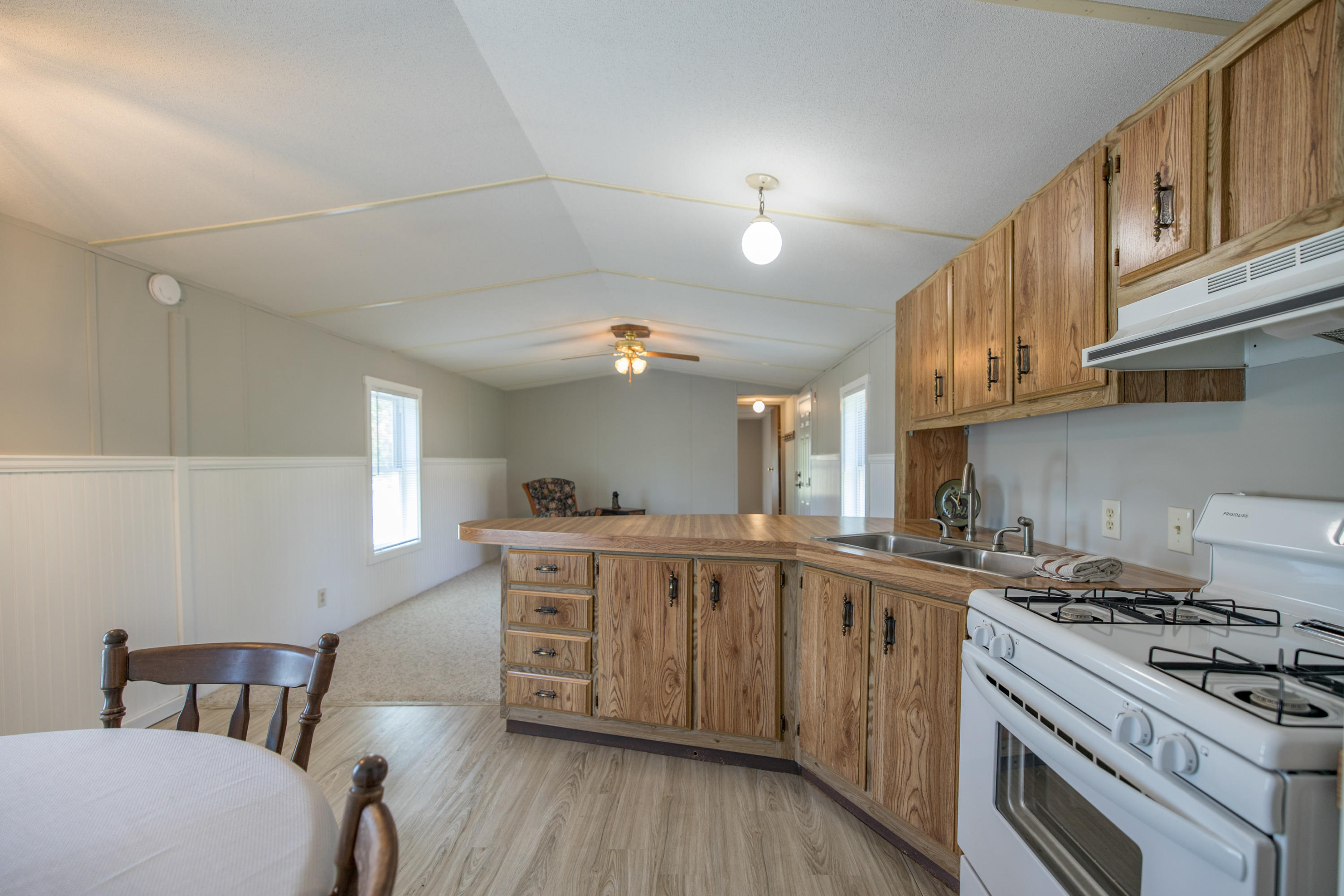 7 Terrace View Sabattus, ME 04280 - Photo 15 of 27 6I3A5670