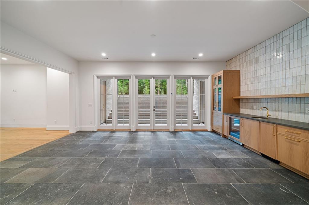 1704 Wildwood Road Northeast Atlanta, GA 30306 - Photo 55 of 99 Gallery Image 55
