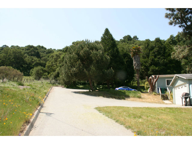 560 Lewis Road Watsonville, CA 95076 - Photo 2 of 25 Gallery Image 2