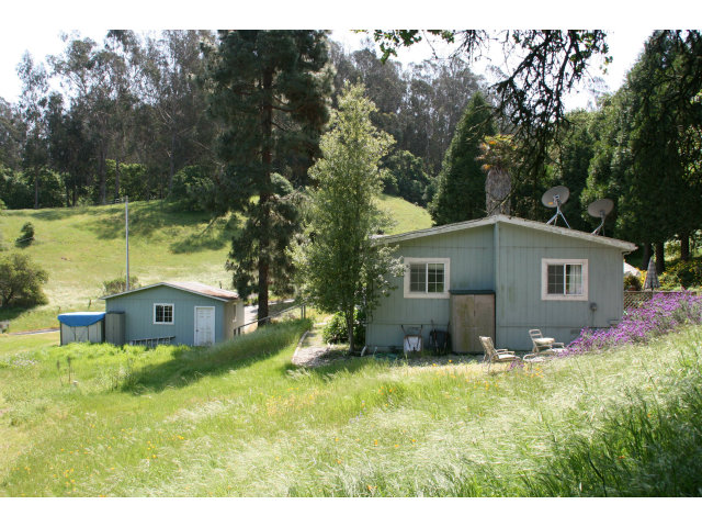 560 Lewis Road Watsonville, CA 95076 - Photo 4 of 25 Gallery Image 4