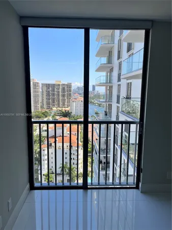 $5,400 | 19707 Turnberry Way, Unit 24A, Aventura, FL 33180