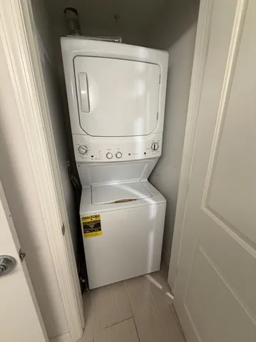 $2,995 | 10 Myrtle Street, Unit 51B, Waltham, MA 02453