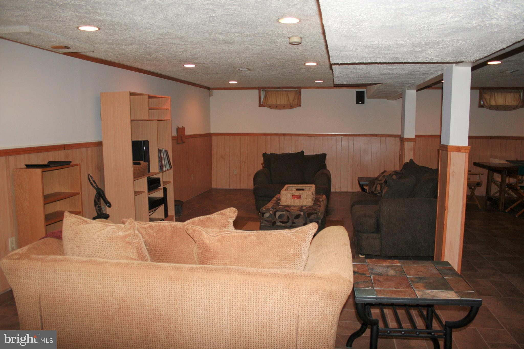 8600 Woodspring Road Randallstown, MD 21133 - Photo 22 of 30 Family Room