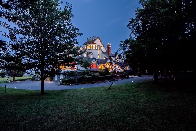 589 Beavertail Road Jamestown, RI 02835 - Photo 26 of 35