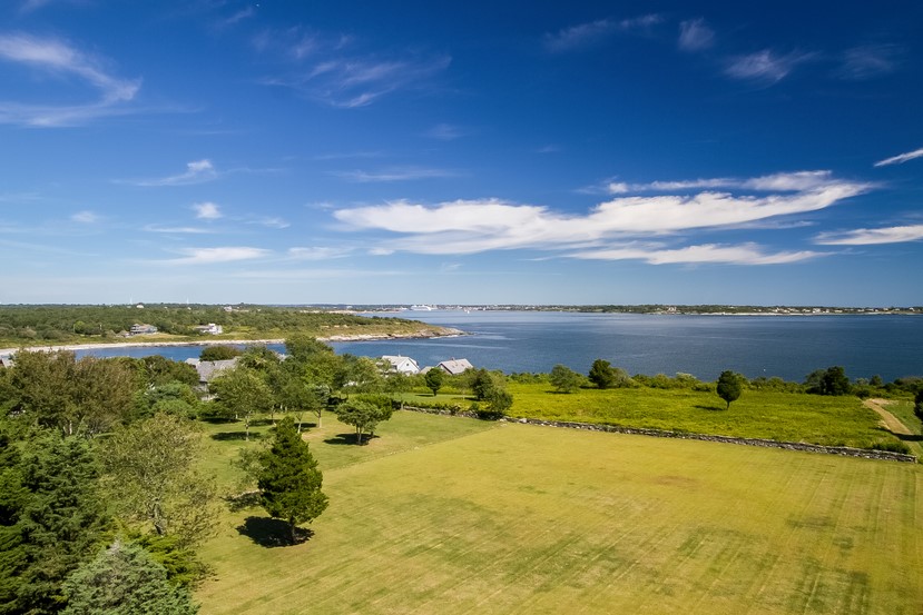 589 Beavertail Road Jamestown, RI 02835 - Photo 28 of 35