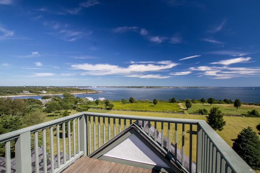 589 Beavertail Road Jamestown, RI 02835 - Photo 6 of 35