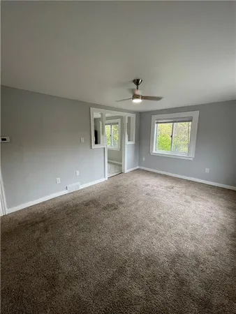 $1,300 | 2404 South 18th Street, Unit 2, Pittsburgh, PA 15203