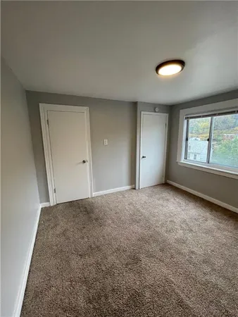 $1,300 | 2404 South 18th Street, Unit 2, Pittsburgh, PA 15203