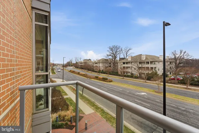 $799,900 | 12025 New Dominion Parkway, Unit 103, Reston, VA 20190