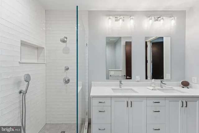 $799,900 | 12025 New Dominion Parkway, Unit 103, Reston, VA 20190