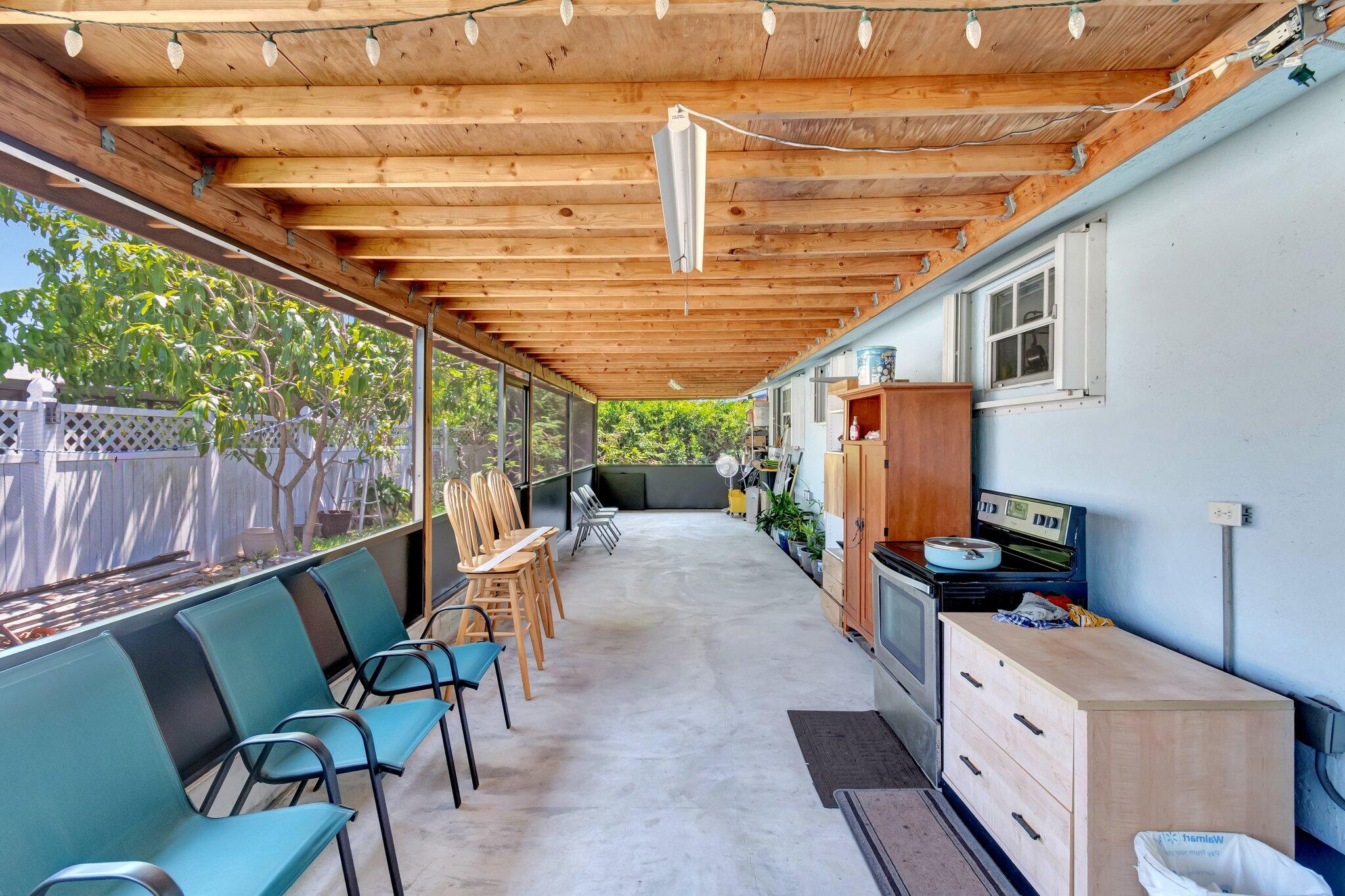 3935 Chickasha Road Atlantis, FL 33462 - Photo 40 of 44