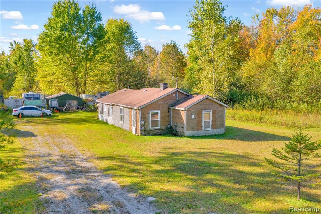 6417 Dove Road Smiths Creek, MI 48074 - Photo 12 of 17