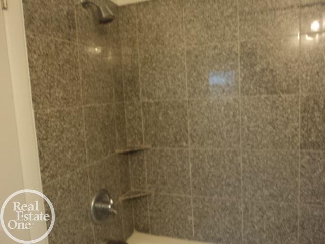 8401 18 18 Mile Road, Unit 124 Sterling Heights, MI 48313 - Photo 42 of 52