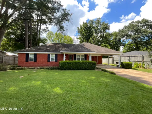 $185,000 | 814 Windsor Road, Grenada, MS 38901