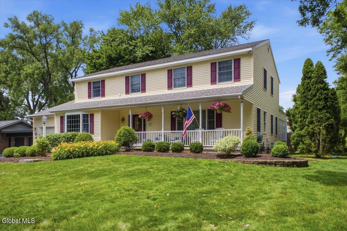 36 Clarendon Road Albany, NY 12203 - Photo 5 of 46 11-011_IMG_7375