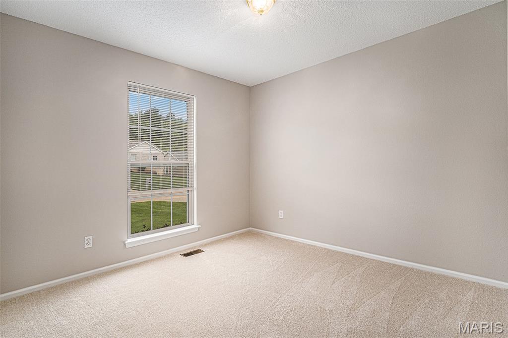 2276 Fairway High Ridge, MO 63049 - Photo 16 of 30