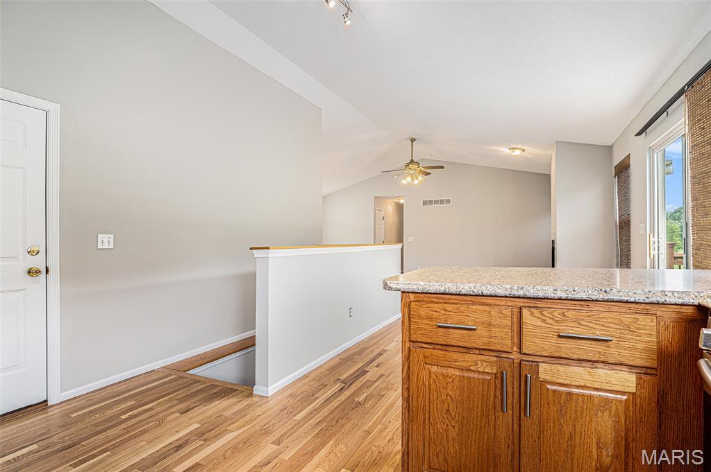 2276 Fairway High Ridge, MO 63049 - Photo 7 of 30