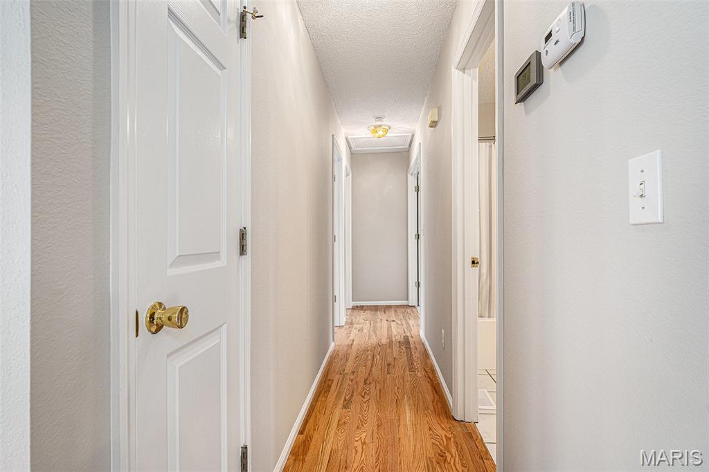 2276 Fairway High Ridge, MO 63049 - Photo 9 of 30